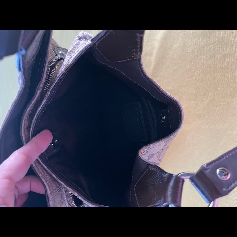 Authentic Coach Ashley Signature Hobo Bag Khaki - Picture 11 of 16